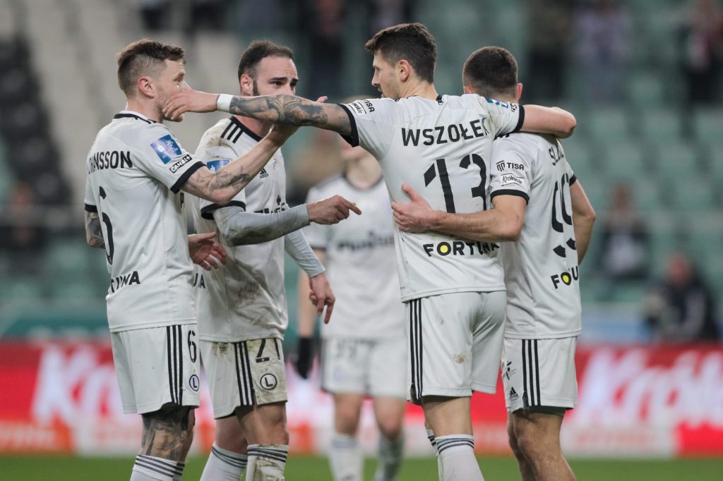 Legia Warszawa Lechia Gdańsk typy bukmacherskie kursy i zakłady 2