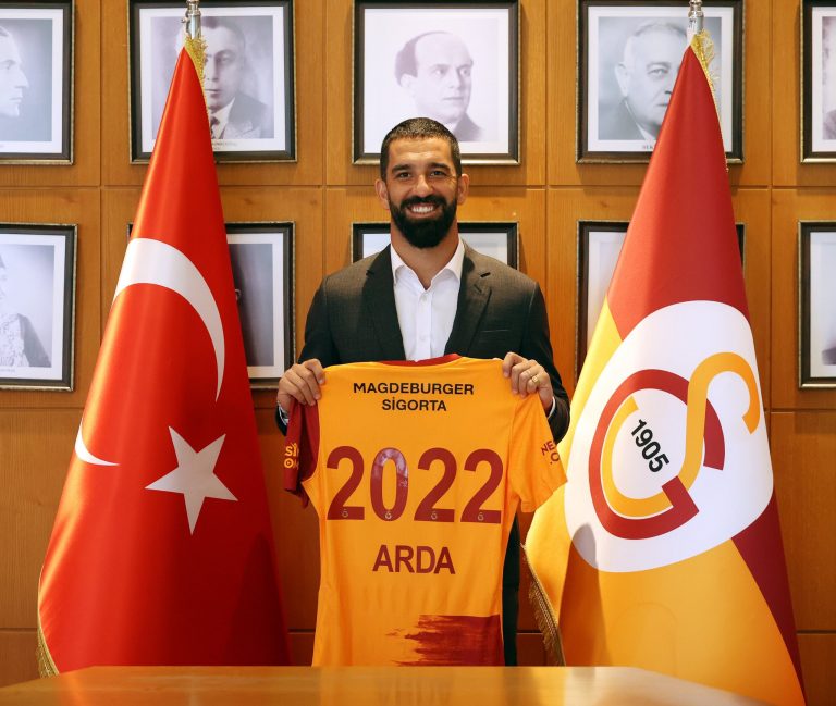 Arda Turan z nowym kontraktem w Galatasaray