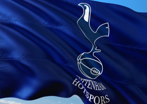 Tottenham i Paris-Saint Germain zawalczą o zawodnika Sportingu