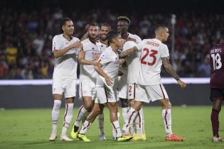 Serie A: Skromne zwycięstwo Romy nad Salernitaną