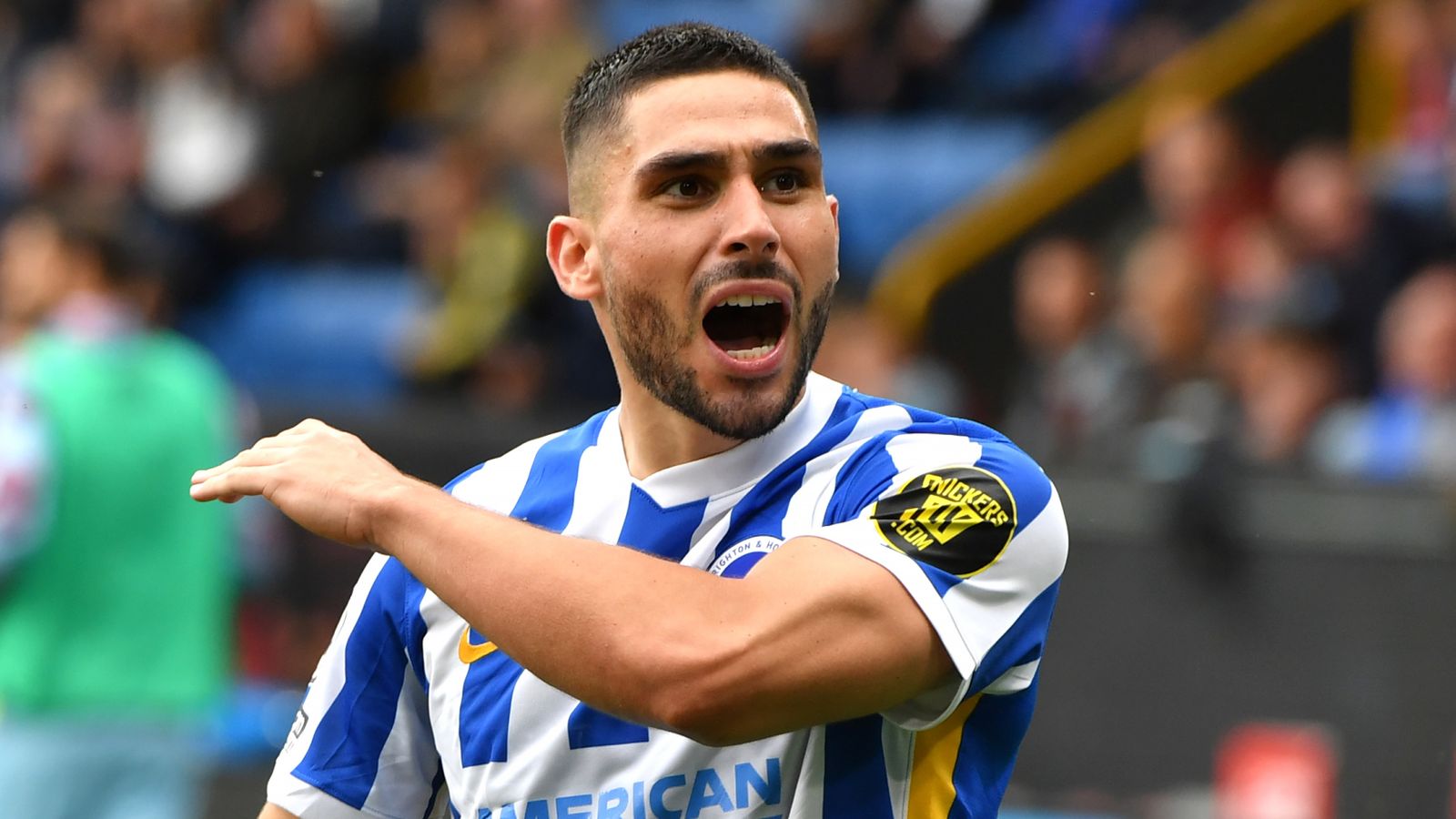 Neal Maupay zamieni Brighton na Nottingham Forest