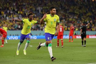MŚ 2022: Brazylia radzi sobie bez Neymara. Casemiro z golem na wagę zwycięstwa