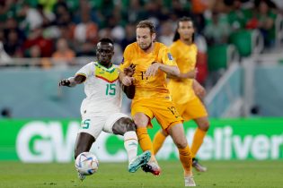 Mistrzostwa świata 2022: Cody Gakpo uratował skórę Holandii z Senegalem