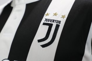 Juventus chce zatrzymać utalentowanego defensora