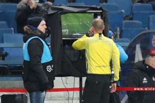 Gdzie oglądać mecz Jagiellonia – Pogoń (26.04)? Transmisja TV i Online