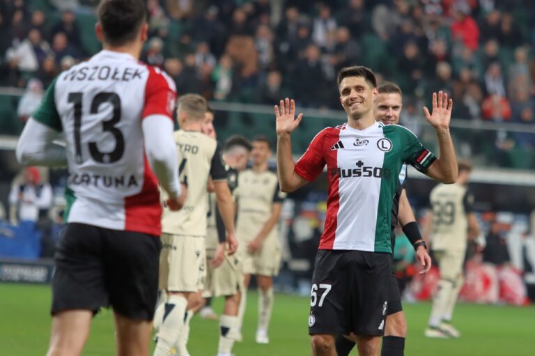 Legia Warszawa - Widzew Łódź 2024/25 | Bartosz Kapustka i Paweł Wszołek