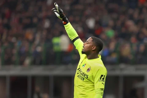 AC Milan - Mike Maignan 3