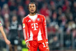 Bayern Monachium - Michael Olise 1