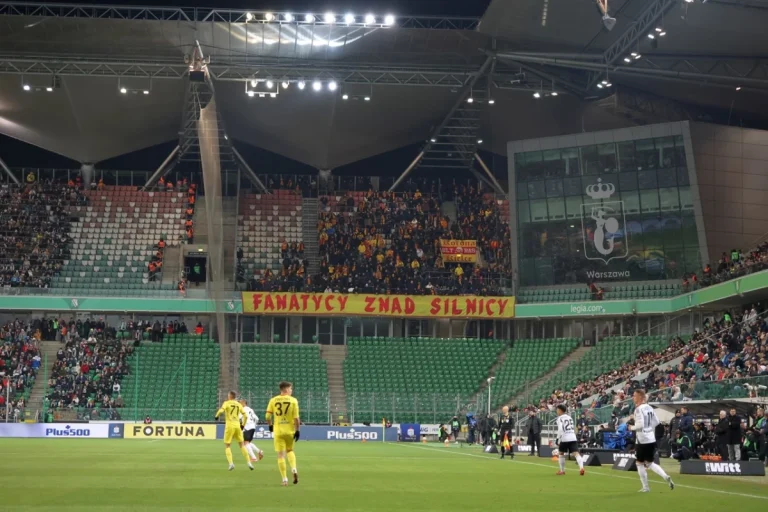 Korona Kielce - kibice na wyjeździe 2