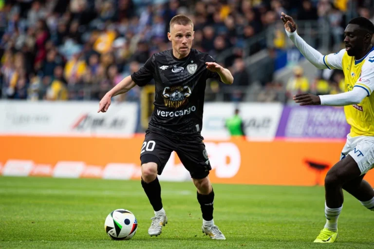 Piast Gliwice - Grzegorz Tomasiewicz 1