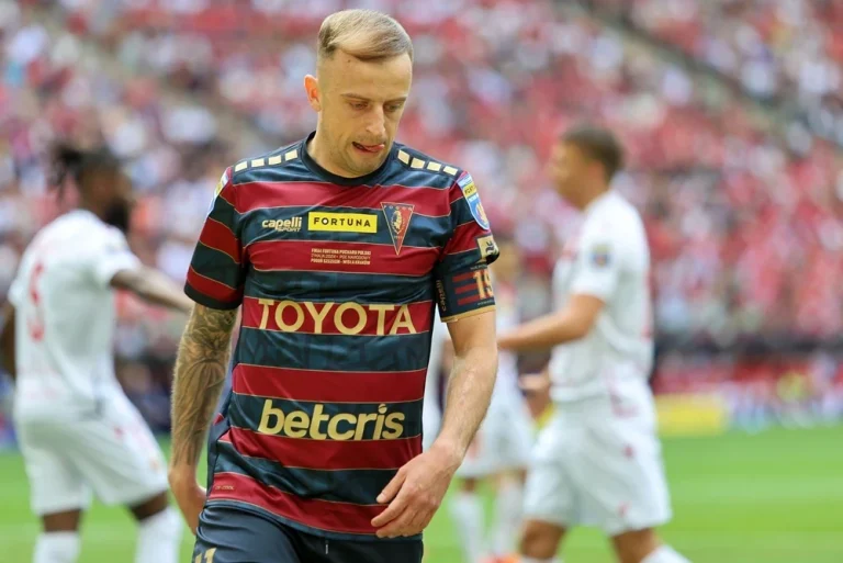 Pogoń Szczecin - Kamil Grosicki 1