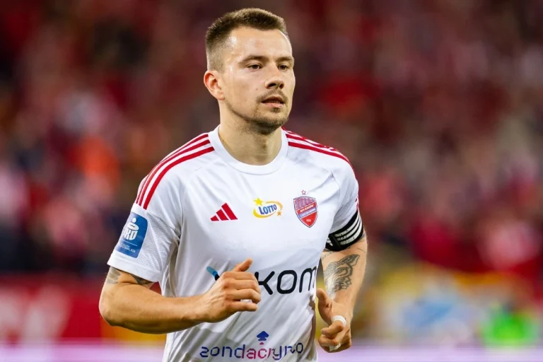 Raków Częstochowa - Fran Tudor 1