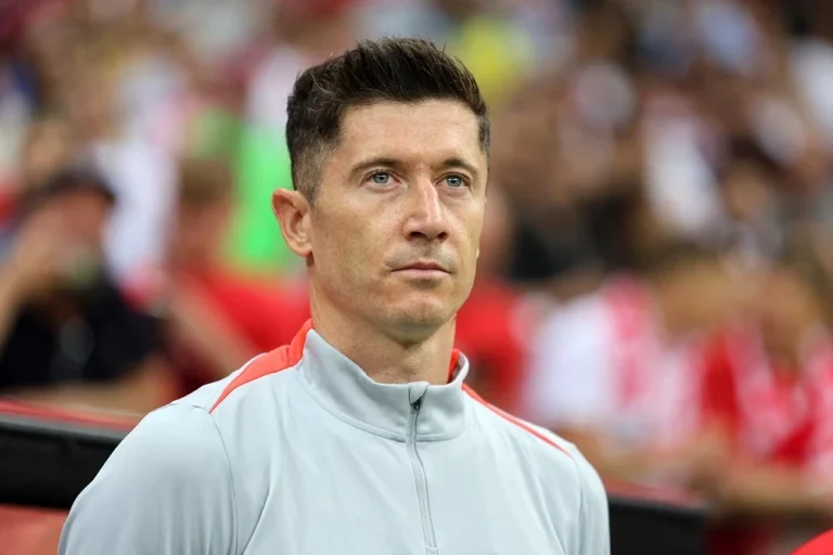 Reprezentacja Polski - Robert Lewandowski 9