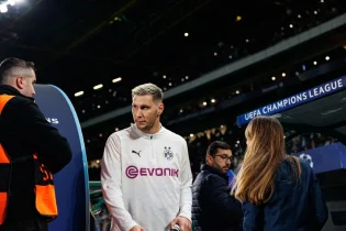 Borussia Dortmund - Niklas Sule 1