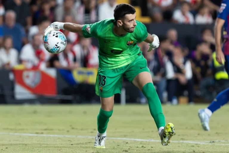 FC Barcelona - Joan Garcia 5