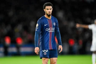 PSG - Warren Zaïre-Emery 1 | Paris Saint-Germain