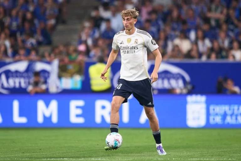 Real Madryt - Dean Huijsen 1