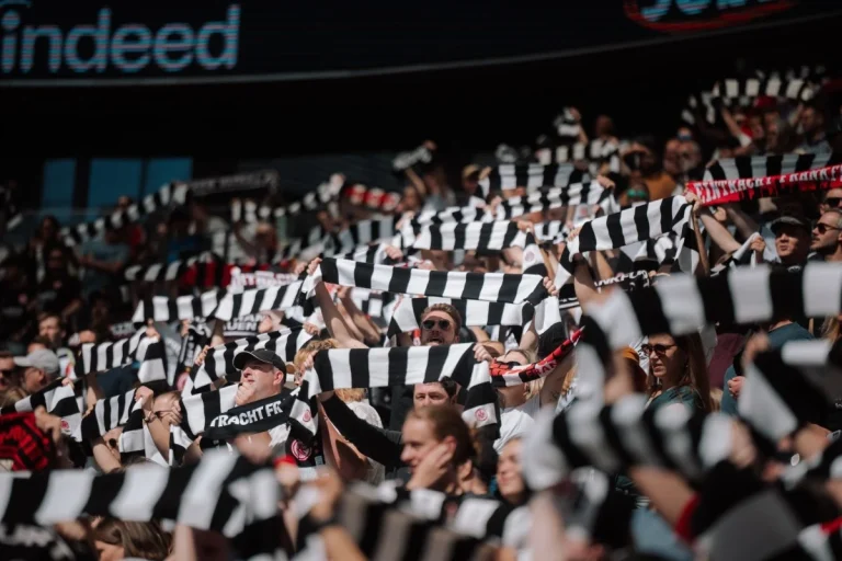 Eintracht Frankfurt - kibice 2