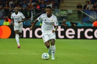 Real Madryt - Vinicius 3