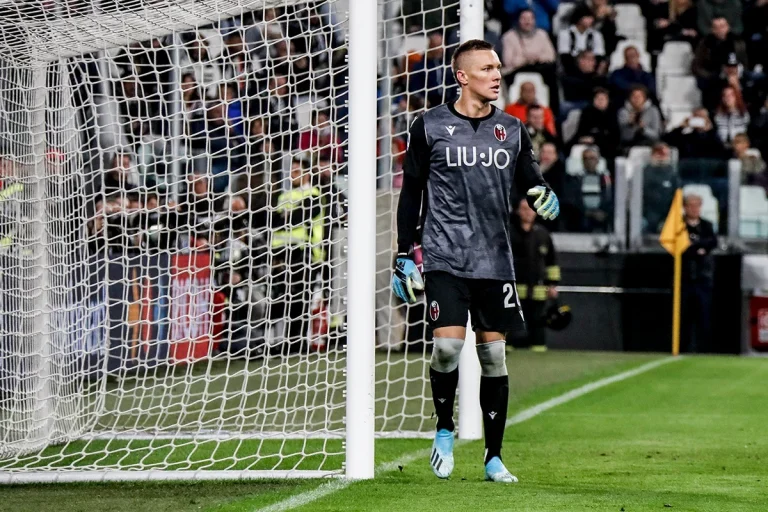 Bologna - Łukasz Skorupski 5