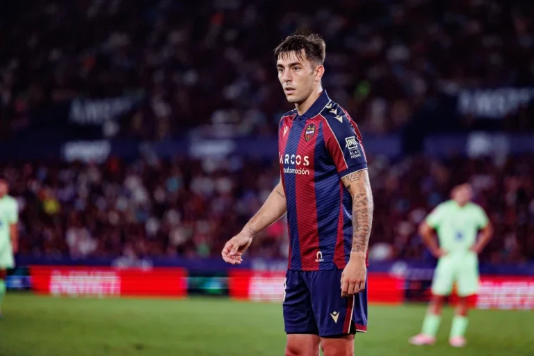 Levante - Iker Losada 1