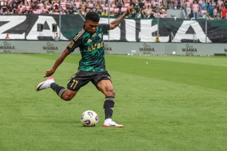 Lechia Gdańsk - Camilo Mena 1