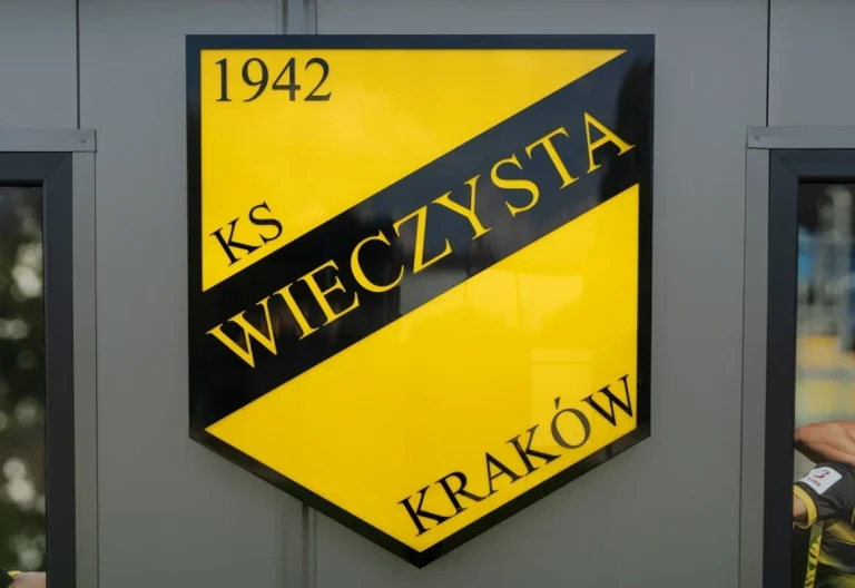 Wieczysta Kraków - logo herb 3