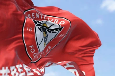 Brentford - logo 3 flaga