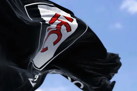 Fulham - logo 2 flaga