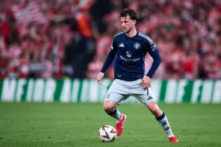 Manchester United - Mason Mount 1