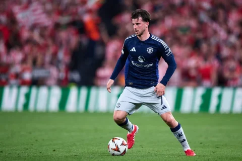 Manchester United - Mason Mount 1