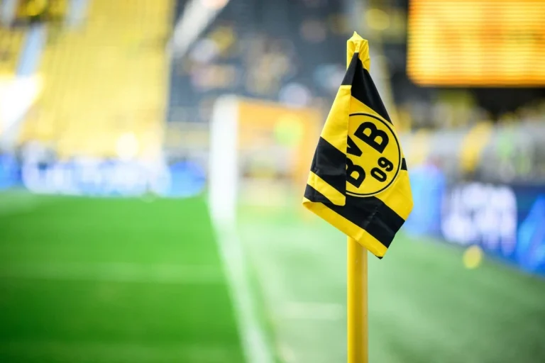 Borussia Dortmund - logo 3
