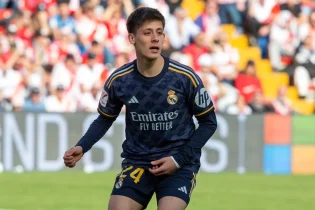 Real Madryt - Arda Guler 1