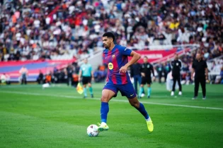 FC Barcelona - Ronald Araujo 1