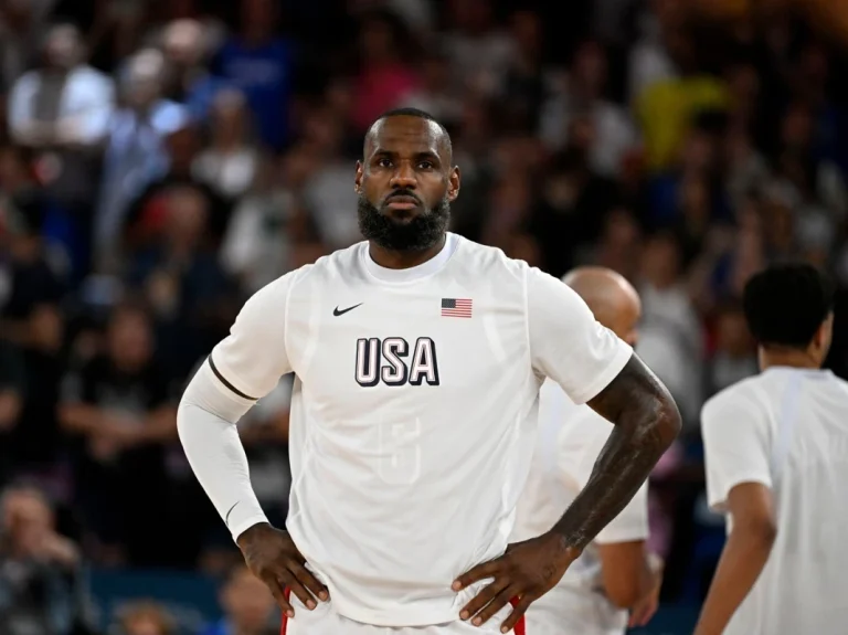 Koszykówka - USA Lebron James 2