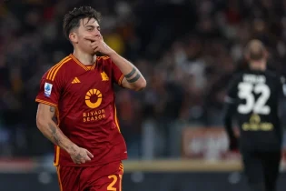 AS Roma - Paulo Dybala 1