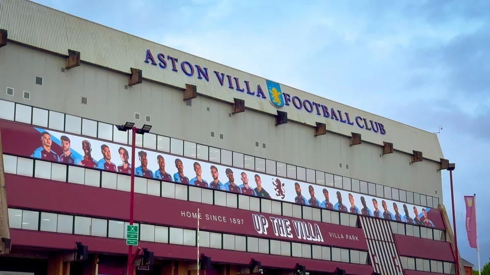 Aston Villa - Stadion 3
