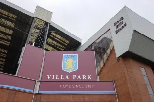Aston Villa - Stadion 2