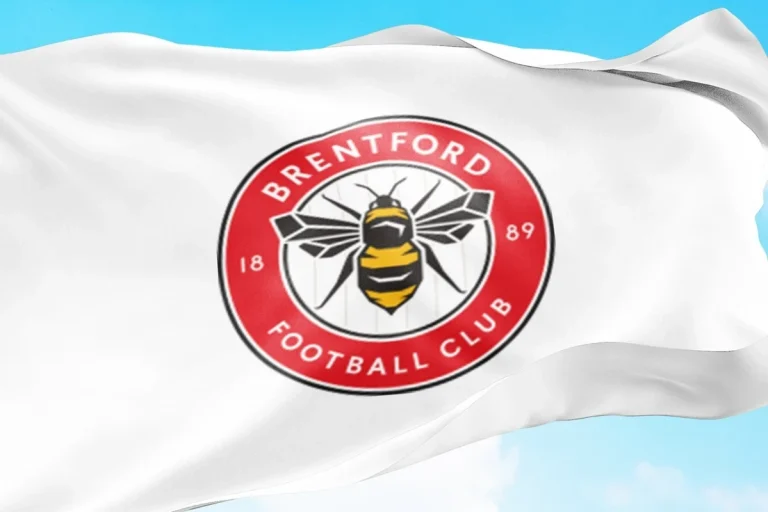 Brentford - logo 4 flaga