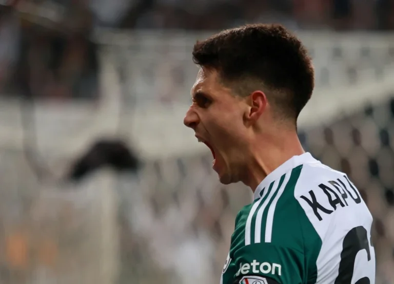Legia Warszawa - Bartosz Kapustka 4