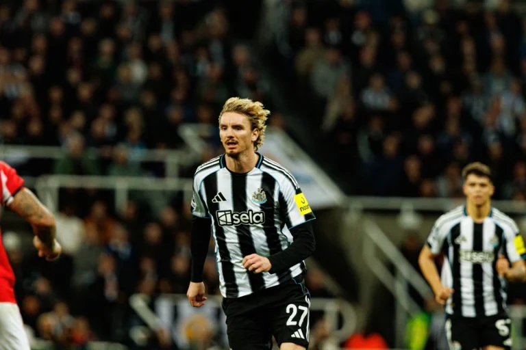 Newcastle United - Nick Woltemade 1