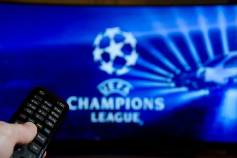 Liga Mistrzów - logo 5 pilot telewizor