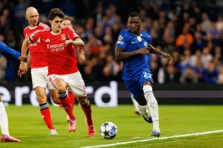 Chelsea - Moises Caicedo 1