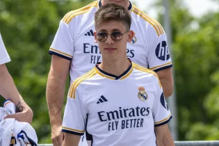 Real Madryt - Arda Guler 2