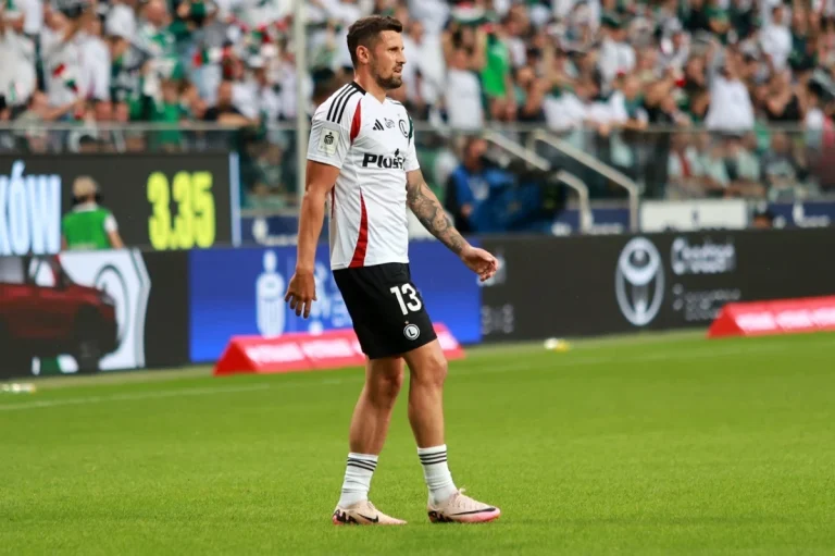 Legia Warszawa - Paweł Wszołek 6